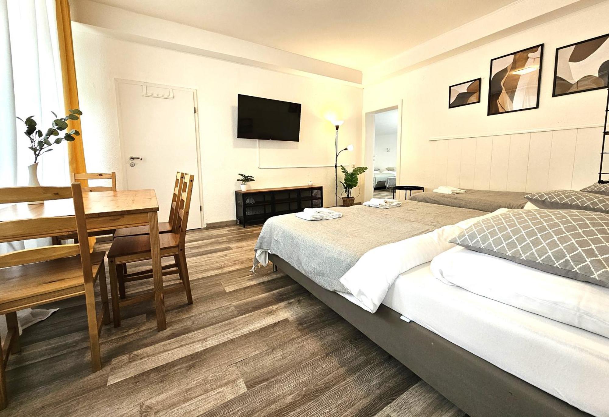 Tolstov-hotels Spacious House Appartement