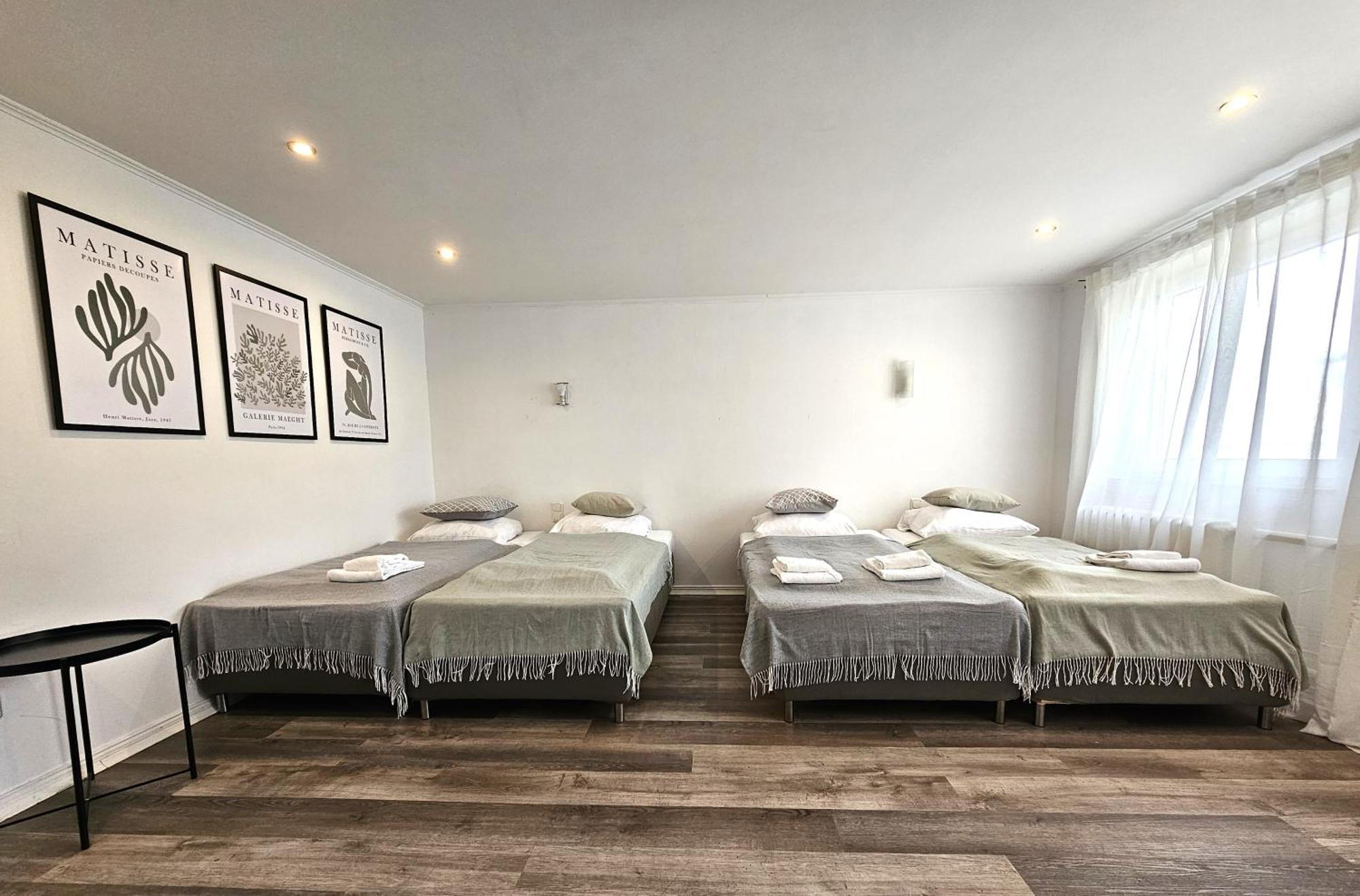 Tolstov-hotels Spacious House *