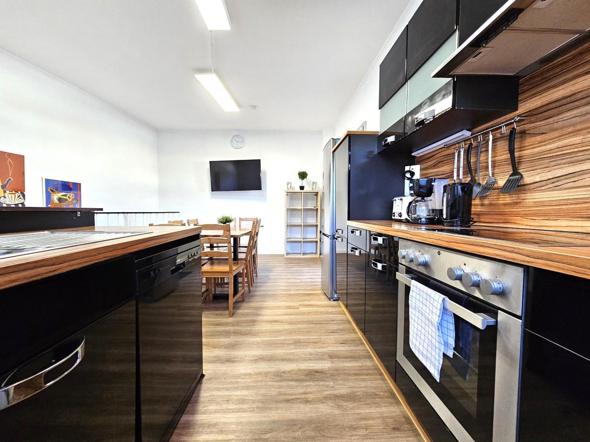 Tolstov-hotels Spacious House Düsseldorf